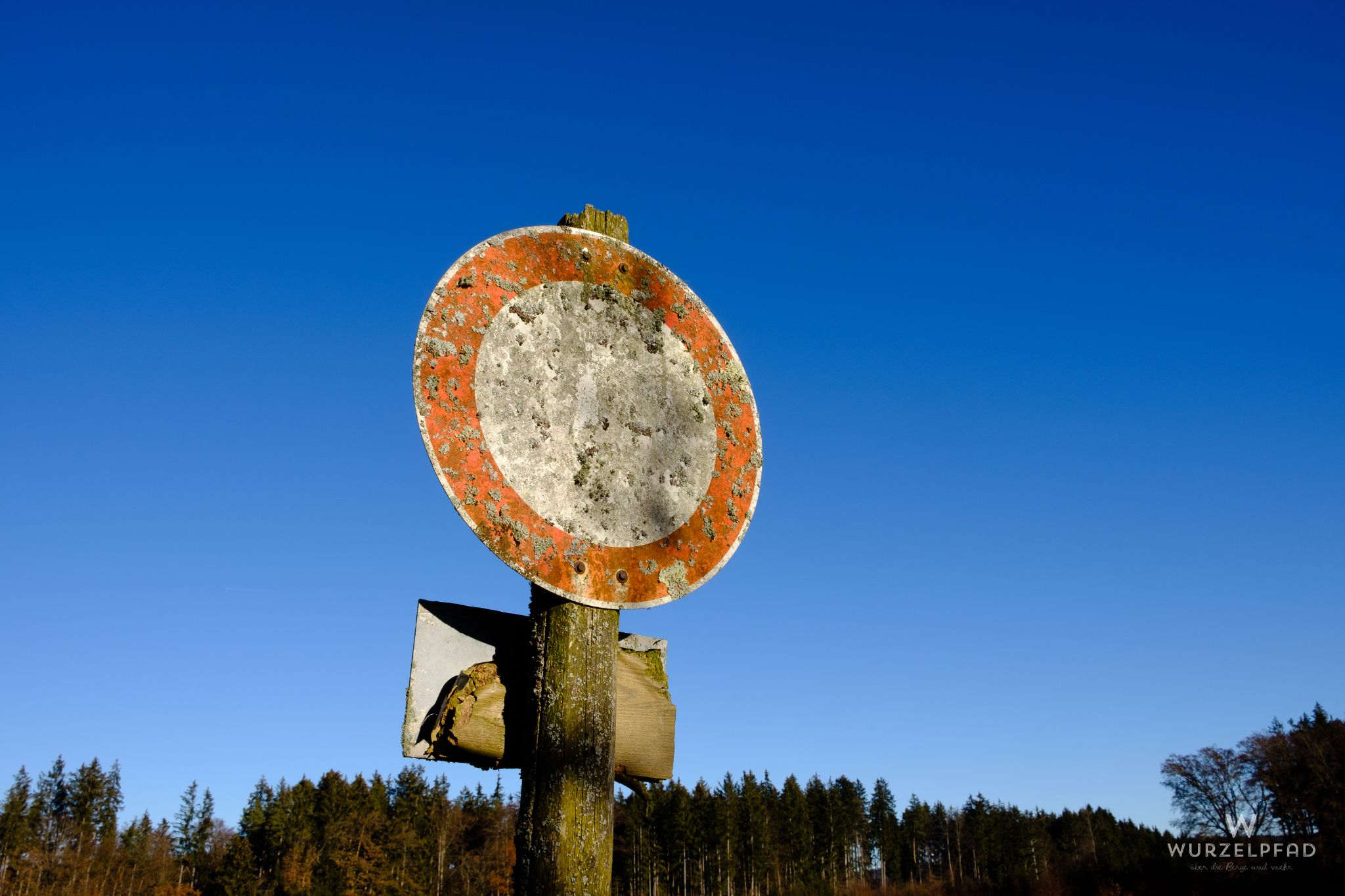 Neues Straßenschild